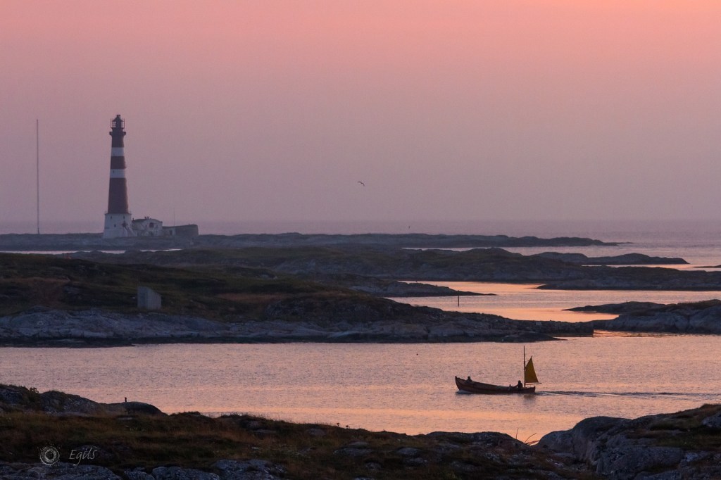 Sletringen lighthouse, Frøya, Norway. Fyrtårn. Fyr.